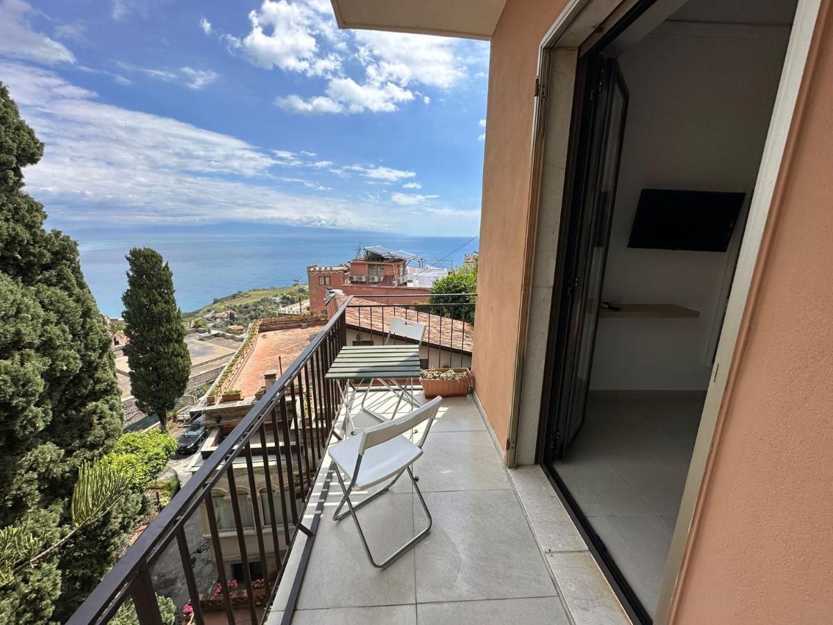 Mira Taormina Rooms Buitenkant foto
