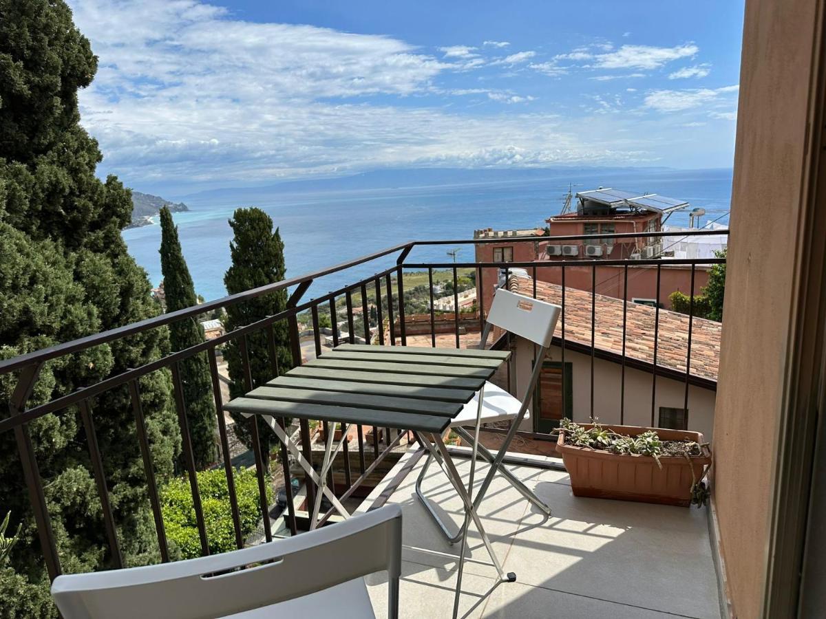 Mira Taormina Rooms Buitenkant foto