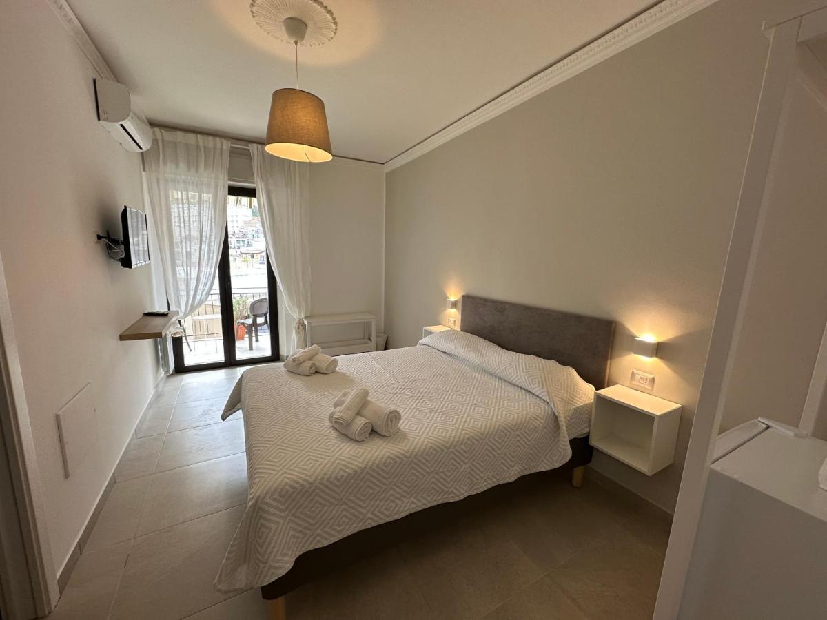 Mira Taormina Rooms Buitenkant foto
