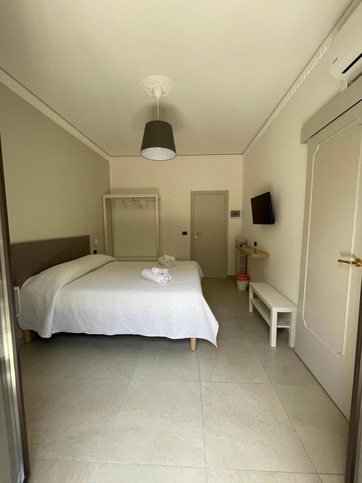 Mira Taormina Rooms Buitenkant foto